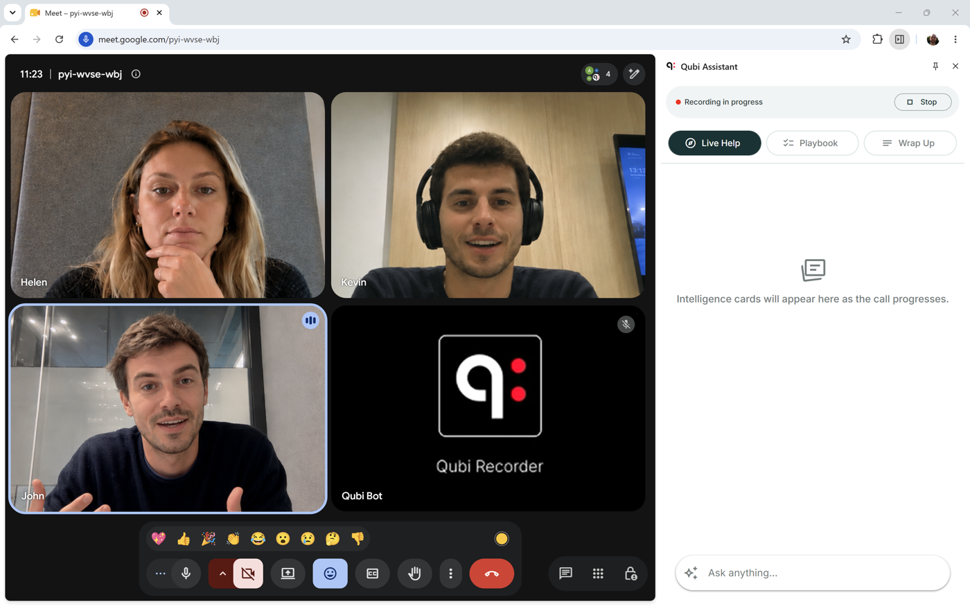 The Qubi Assistant side panel at the start of a call